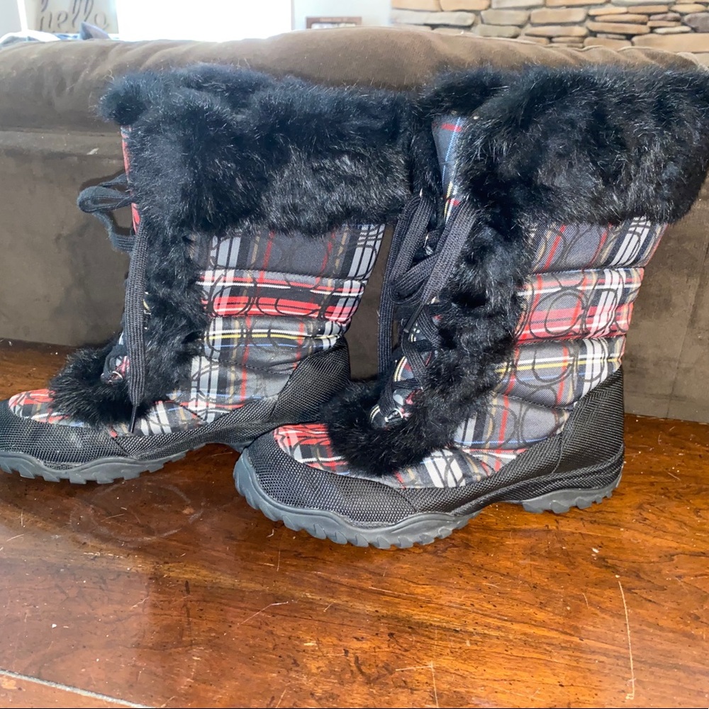 Coach lace up plaid winter boots with black fur